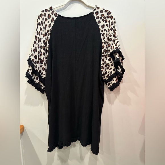 NWT Umgee Linen Blend Animal Print Ruffle Sleeves Tunic Top Blouse Sz XL - Picture 3 of 10